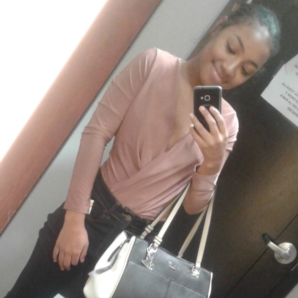 Meet your Posher, Pannee